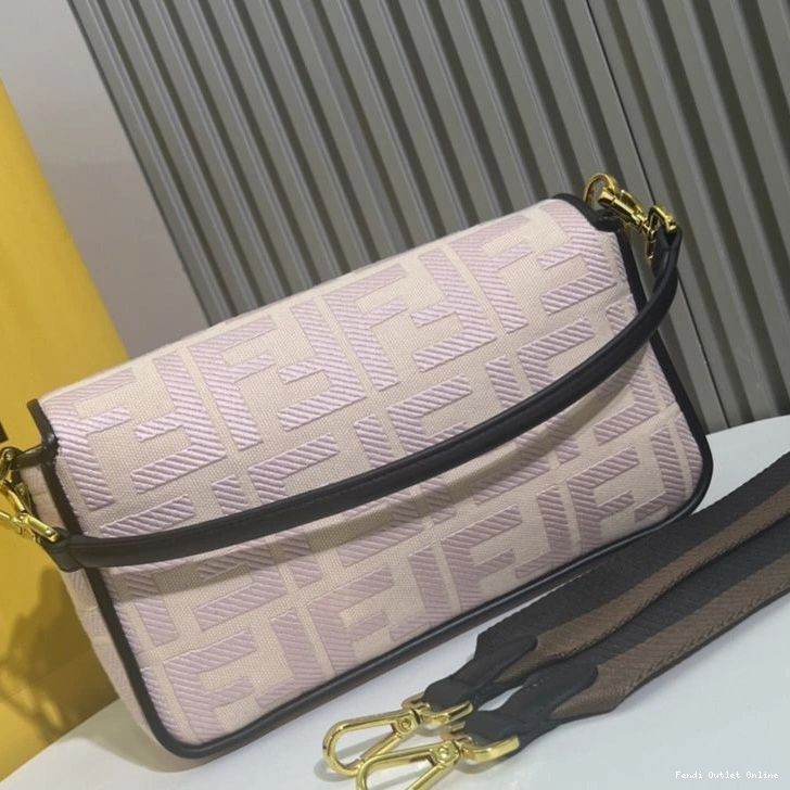 Affordable Medium Motif FF Baguette Canvas In Fendi Cherry Bag 0724